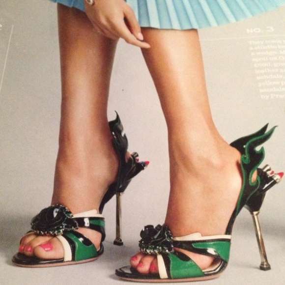 Like new Prada Spring 2012 Rare Hot Rod Rocket Heels - Picture 5 of 14